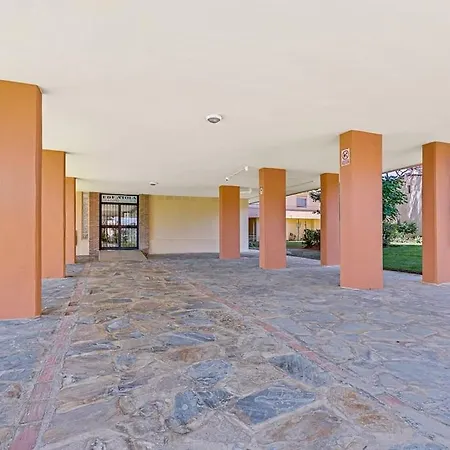 Apartment Calahonda Brand New Oceanfront *