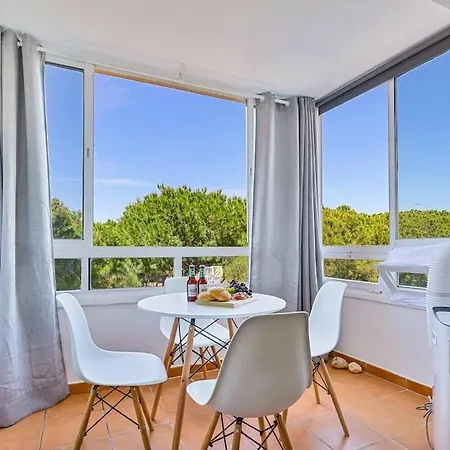 Calahonda Brand New Oceanfront Apartment *