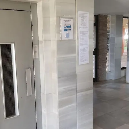 Calahonda Brand New Oceanfront Apartment *